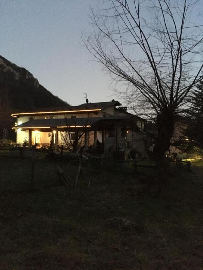 La Peiro Douco Guest House Roure Turin ภายนอก รูปภาพ