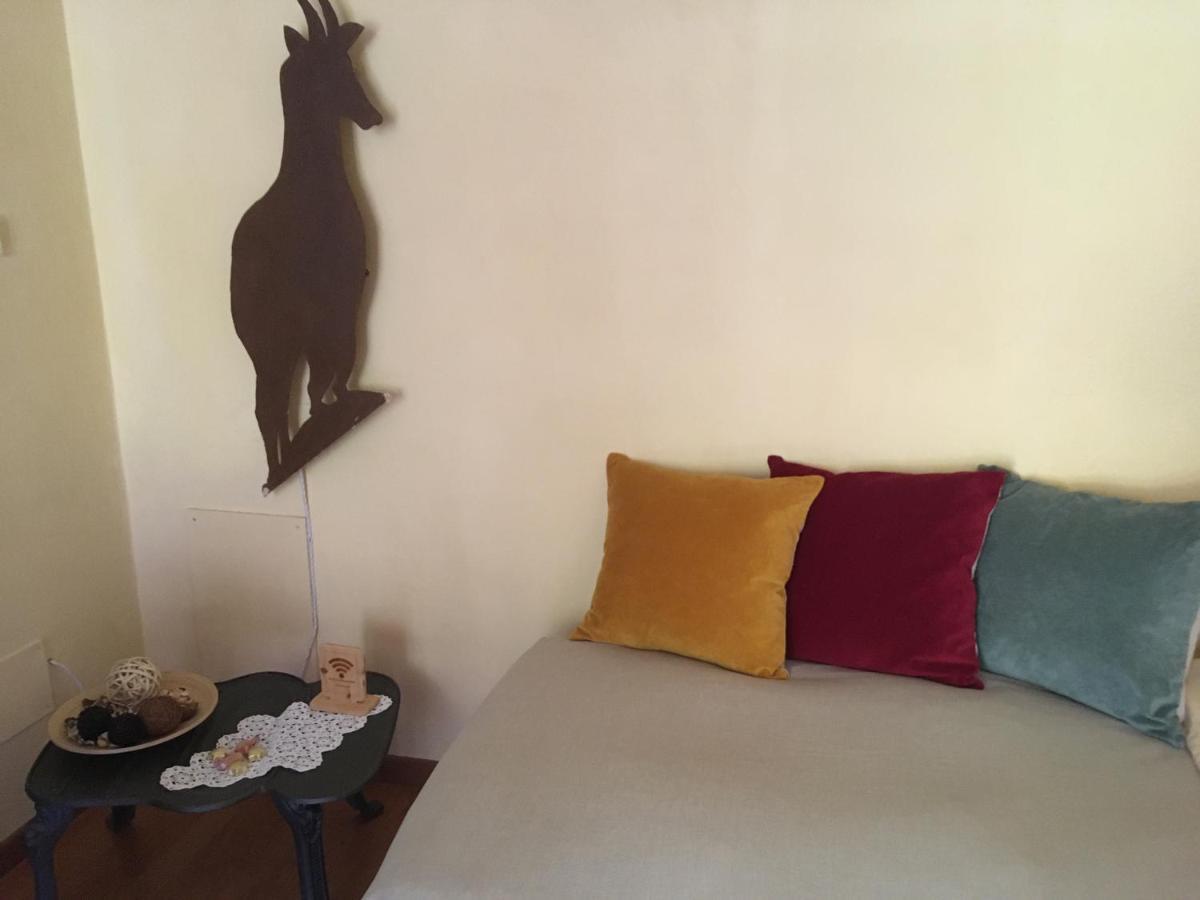 La Peiro Douco Guest House Roure Turin ภายนอก รูปภาพ