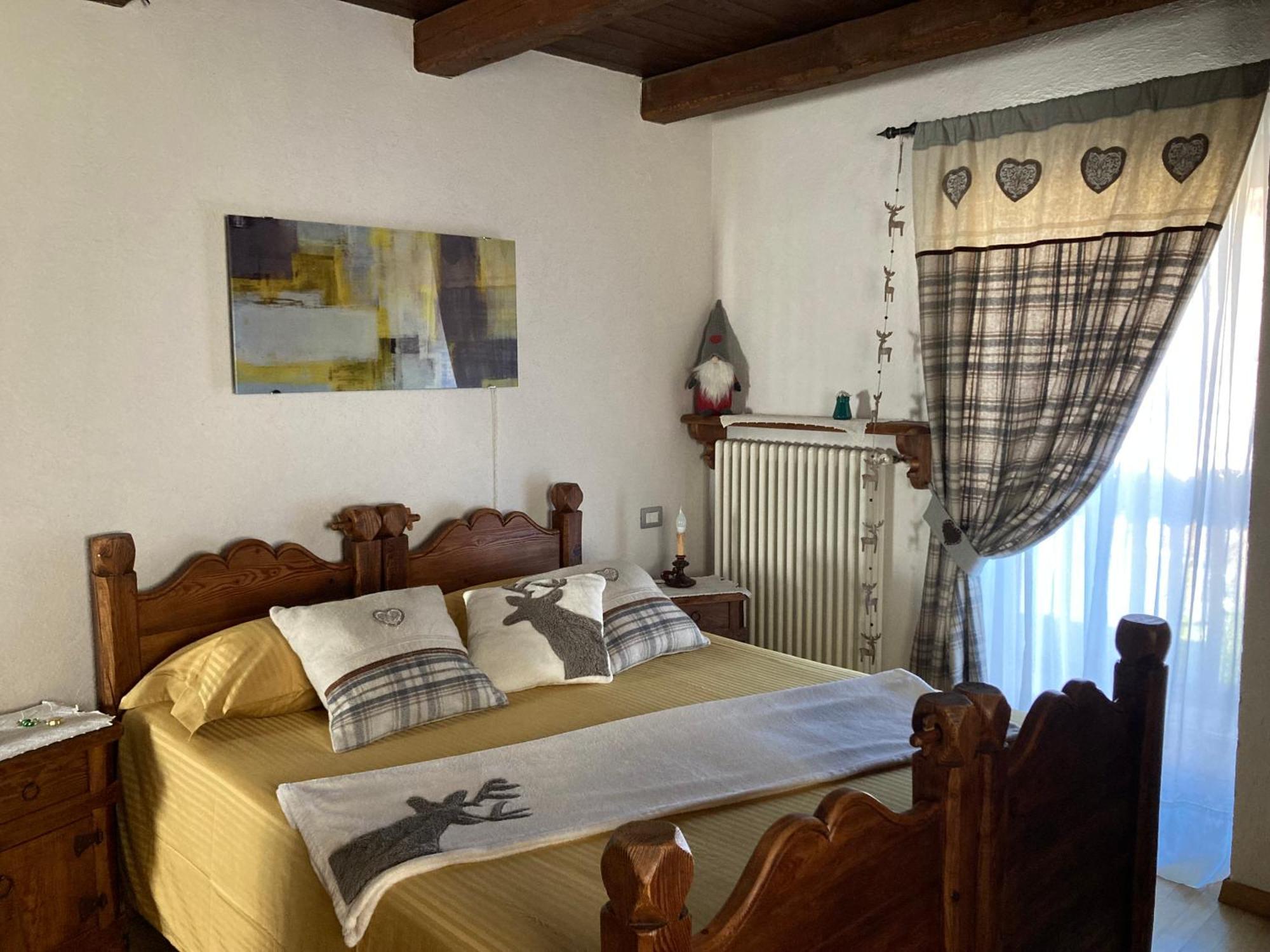 La Peiro Douco Guest House Roure Turin ภายนอก รูปภาพ