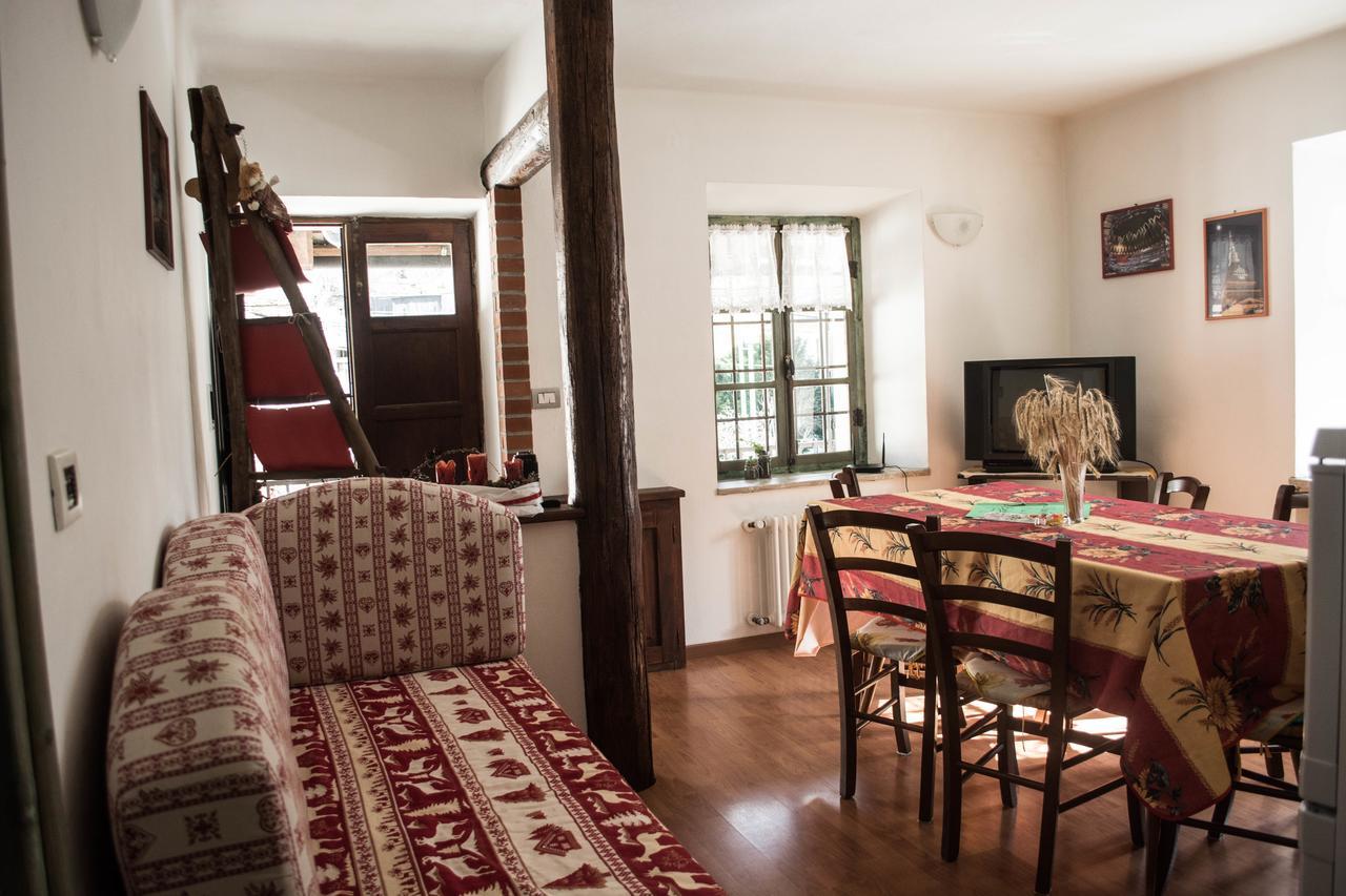 La Peiro Douco Guest House Roure Turin ภายนอก รูปภาพ