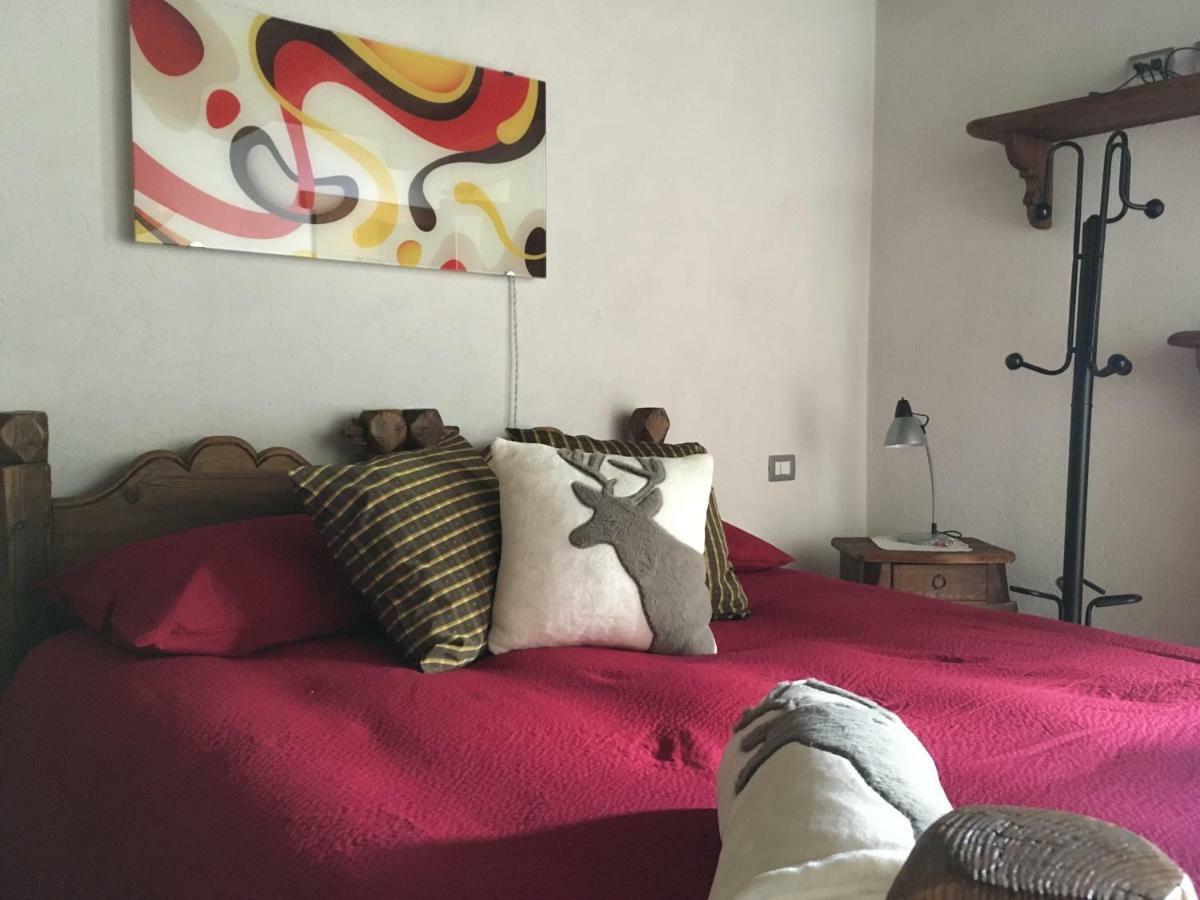 La Peiro Douco Guest House Roure Turin ภายนอก รูปภาพ