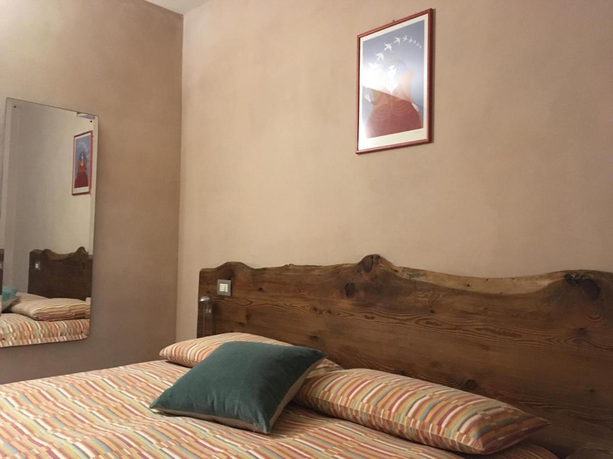La Peiro Douco Guest House Roure Turin ภายนอก รูปภาพ